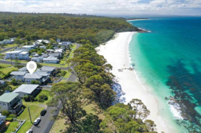 Mimosa House - 250m to Chinamans Beach in Jervis Bay!